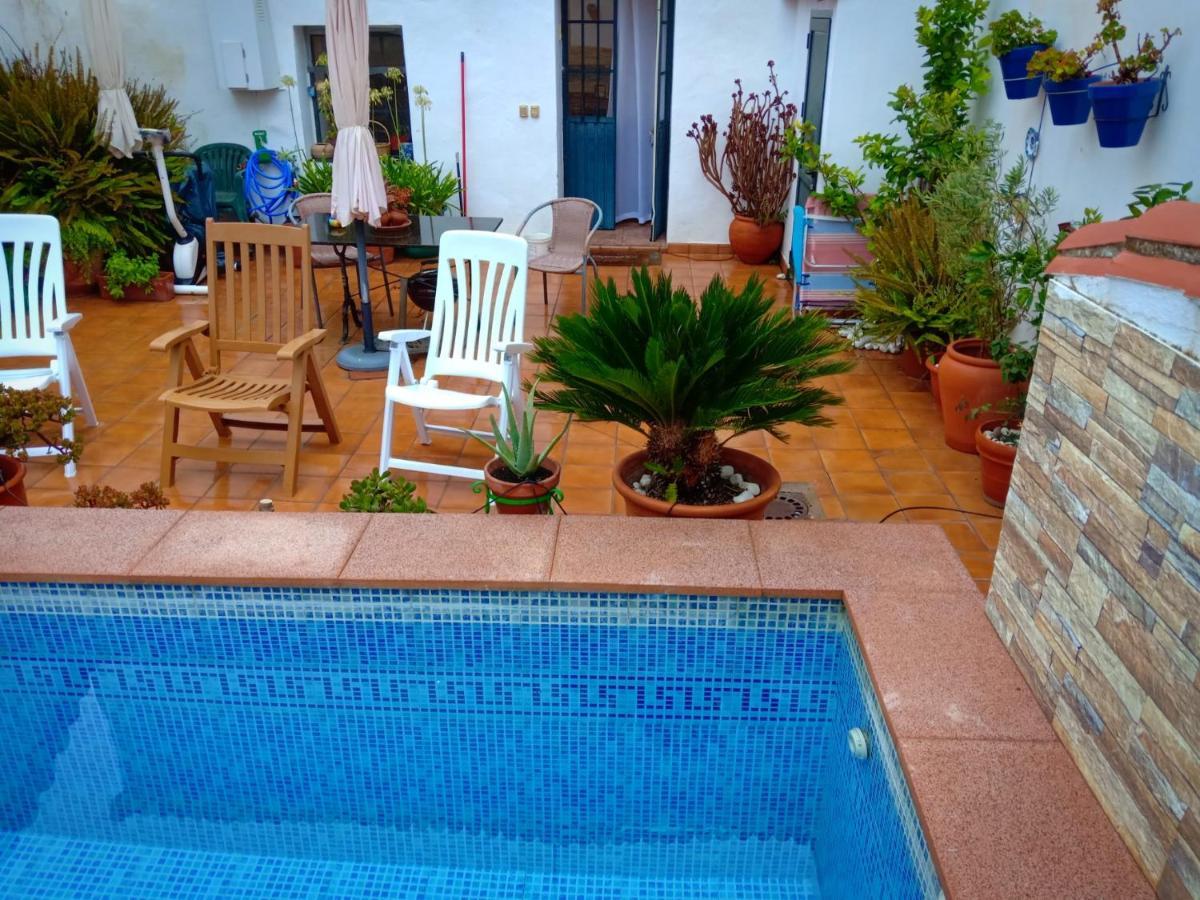 Вилла Acogedora Casa De Pueblo Con Piscina Фуэнтеэридос Экстерьер фото